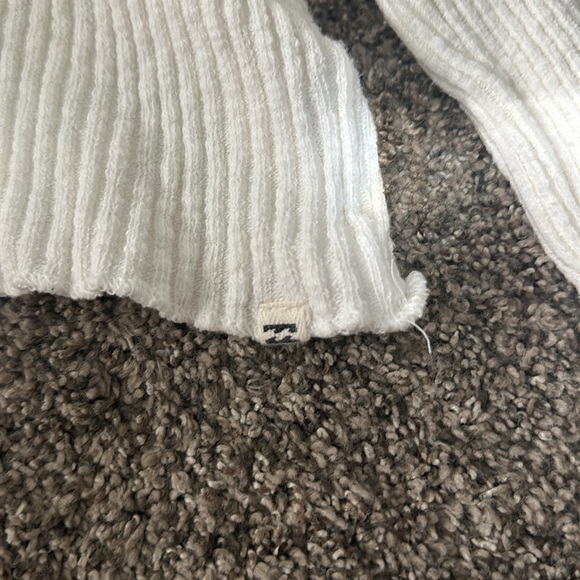 Cropped Billabong Sweater - Picture 4 of 4
